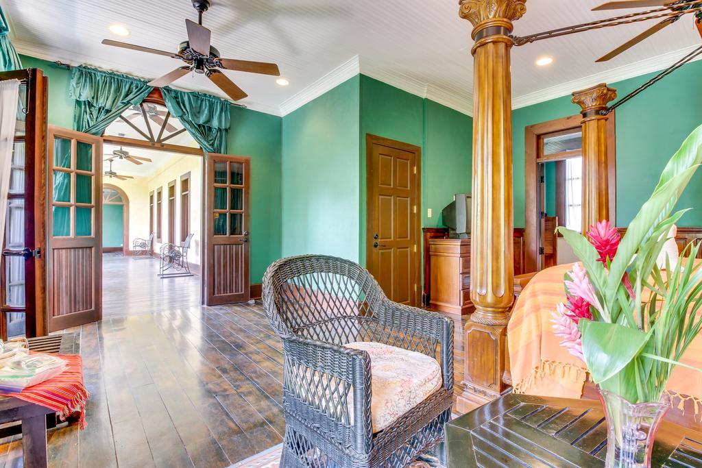 Colonial Suite @ Mahogany Hall San Ignacio Dış mekan fotoğraf
