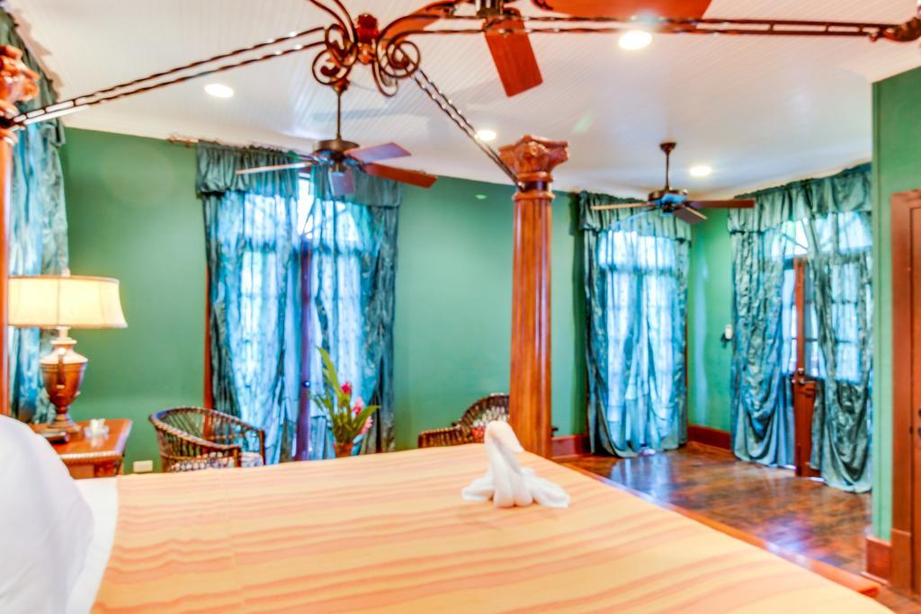 Colonial Suite @ Mahogany Hall San Ignacio Dış mekan fotoğraf