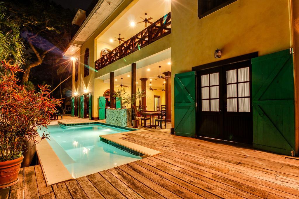 Colonial Suite @ Mahogany Hall San Ignacio Dış mekan fotoğraf